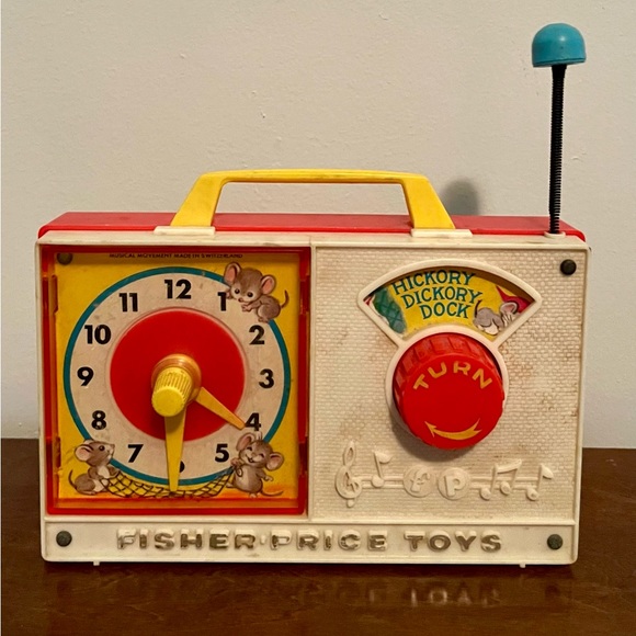 *SOLD* 1971 Fisher Price - Hickory Dickory Dock Toy Clock - Picture 1 of 3